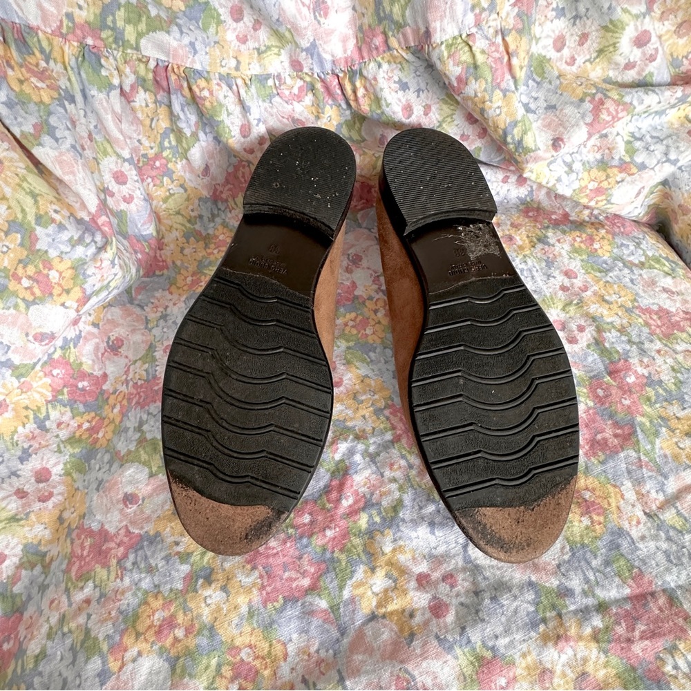 Italy made Tan Suede & Leather Bow Ballet Flats, size 7 - Picture 7 of 10